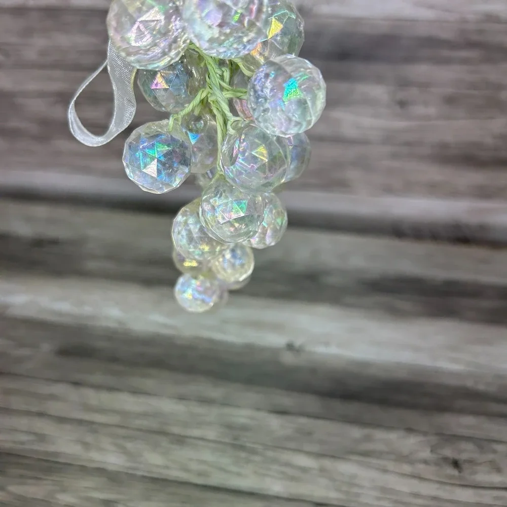 Lucite Grape Clusters Faceted Clear Green Lot Acrylic Faux Fruit Vintage MCM